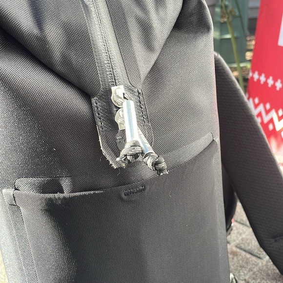 STANLEY: The All Day Madeleine Midi Cooler Backpack | 20 Can | 14.8 QT | NWT - Picture 7 of 14